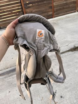 Ergo Baby Kangaroo / Baby Carrier