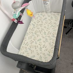  Angels bliss 3 In 1 Baby Basinet Bedside Sleeper With Comfy And Wheels