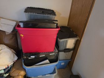 Lot of laptop parts and laptops