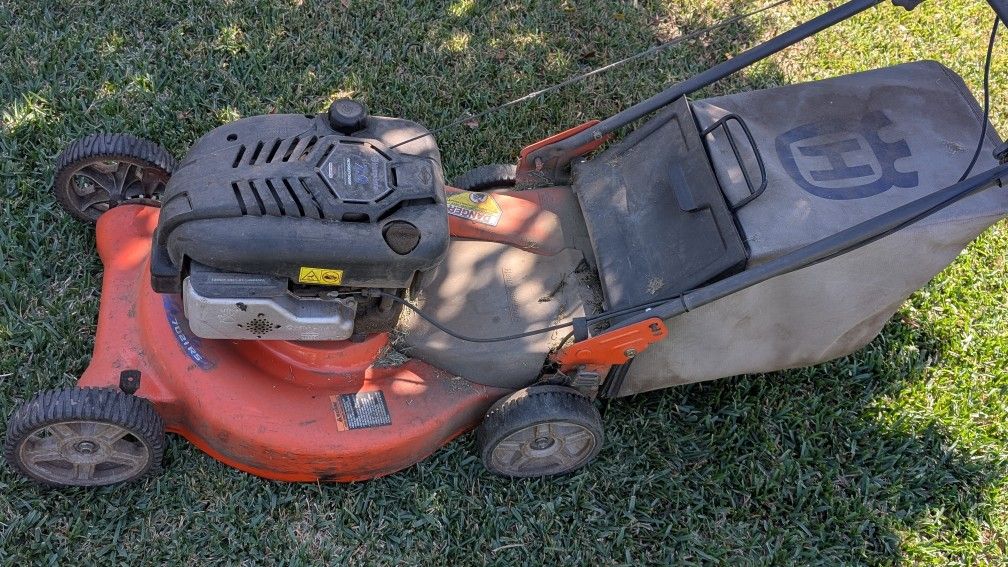 Push Lawnmower Lawn Mower 7.0 Horsepower 