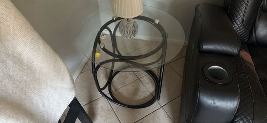 3 glass round tables