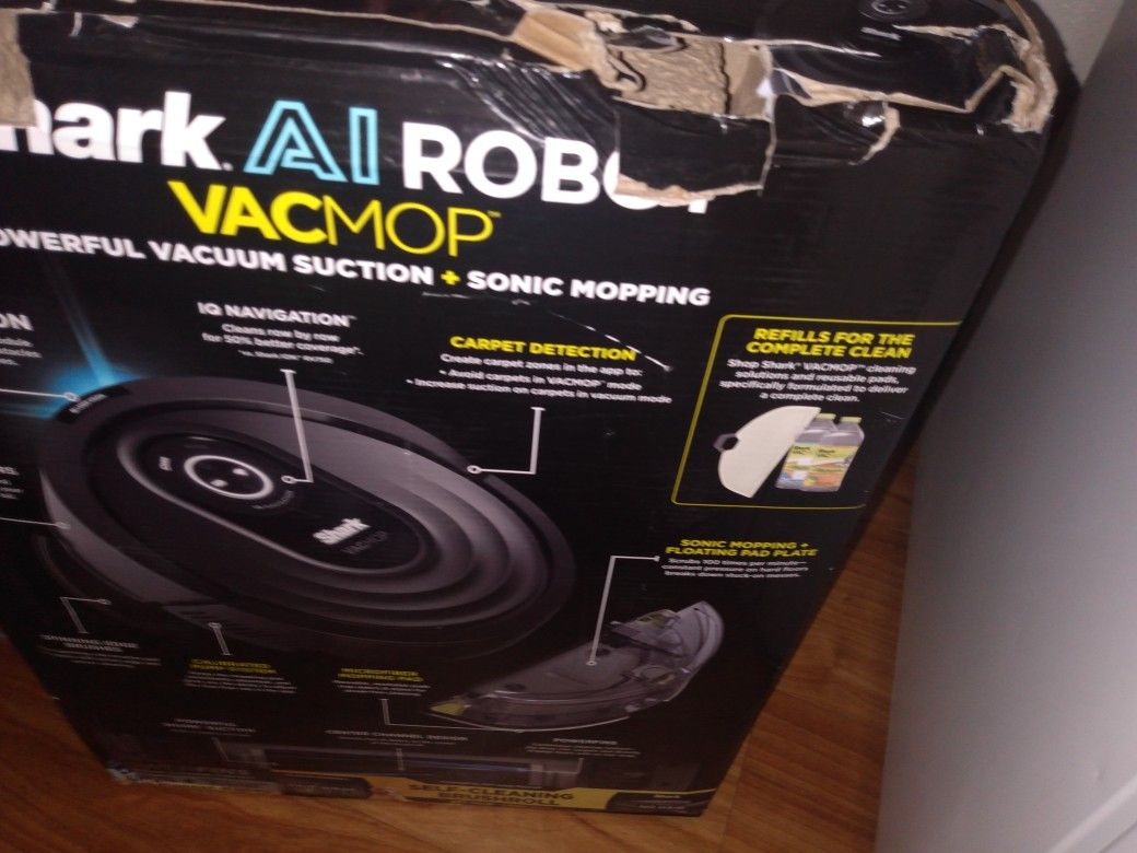 Shark AI Robot Vacuum Mop 