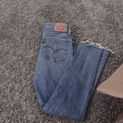 Authentic Levi's 711 Skinny Jeans Sz 27 w/ Silver Stud Embellishments Lioness Designer