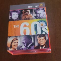 History Channel Presents The 60s Collection 14 DVD Box Set Tom Brokaw Documentaries.
Pre-owned, very good shape. No scratches. UPC 89.
Wei