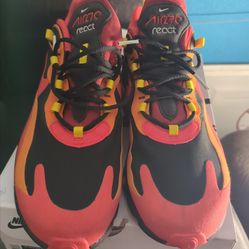 Air Max 270 REACT Men's size 10