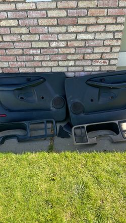 Free. 99-06 manual door panels