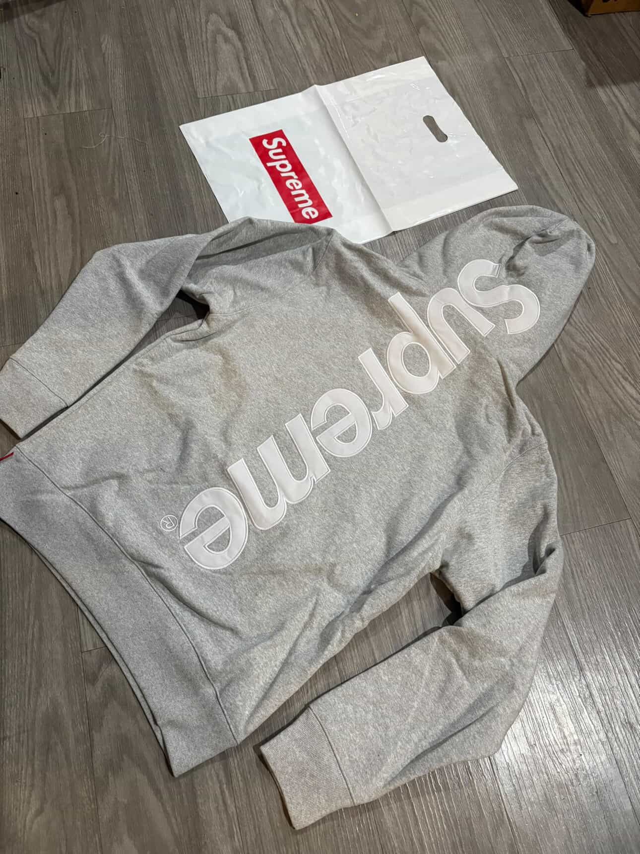 Supreme hoodie