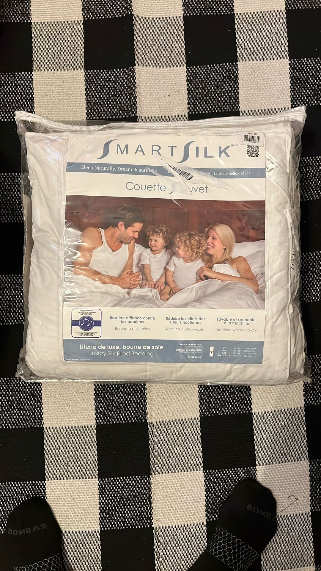SmartSilk Silk Filled Comforter