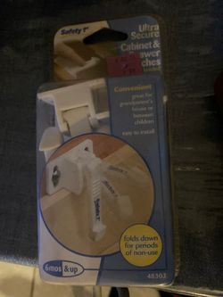 Cabinet & drawer latches