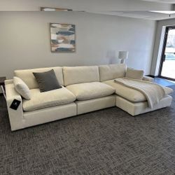 Elyza Linen 3-Piece LAF Chaise Sectional