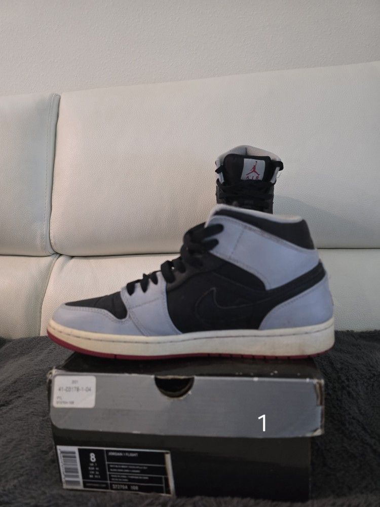 Jordan Sneakers _ 9 Pairs