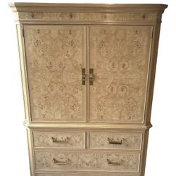 1990s Drexel Heritage Corinthian Collection - Armoire
