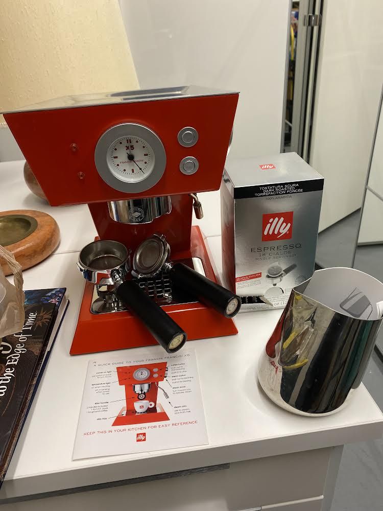 Illy Expresso Machine Red „Francis Francis X5“Model