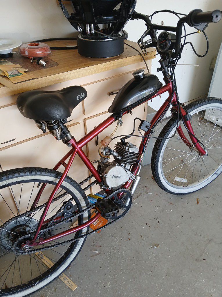 Motorized Bike $225. Needs Spark Plug