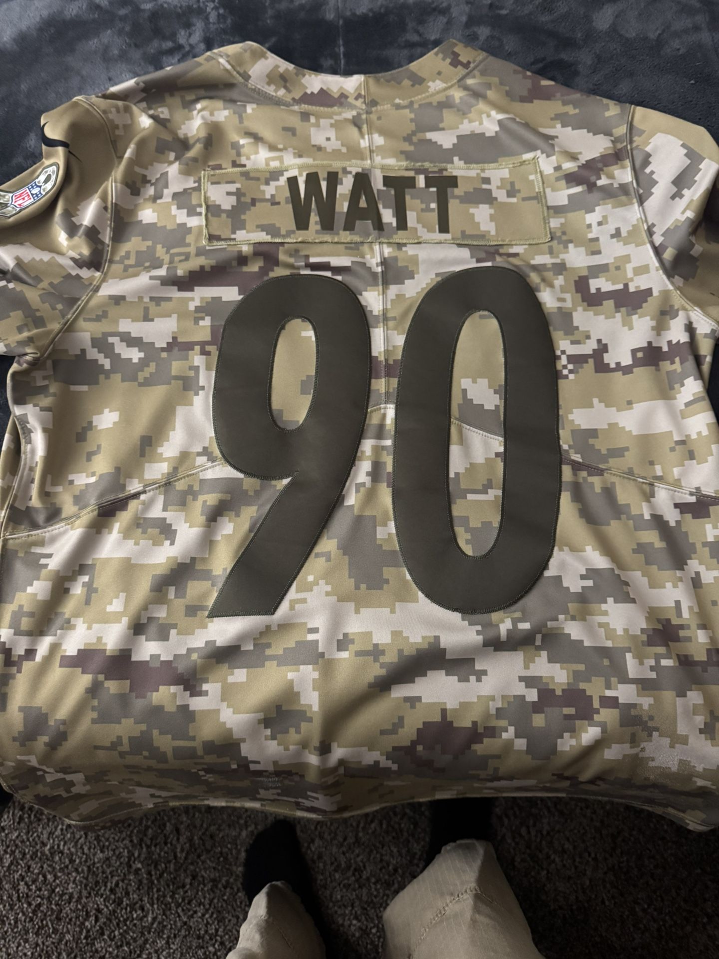 XL Salute To Service Pittsburgh Steelers Jersey (TJ Watt).
