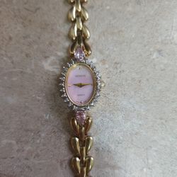 Women's Vintage Geneva Watch