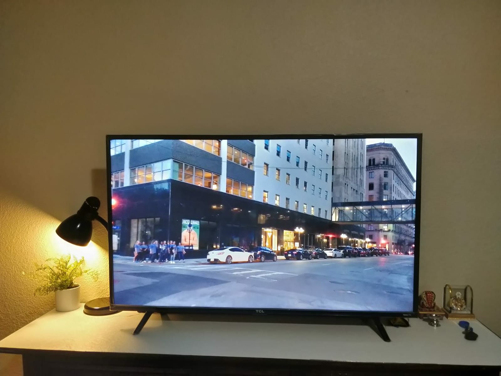 TCL 50 inch UltraHD Roku LED TV