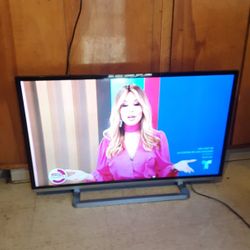 40" TOSHIBA LED HDTV 1080P 
