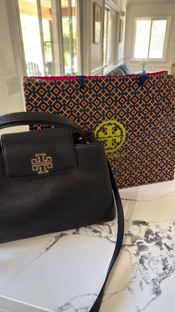 Tory Burch black purse Near new