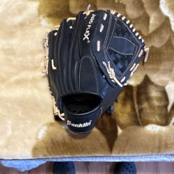 Franklin 12 1/2 Pitcher Glove 