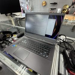 LAPTOP MSI 2025 