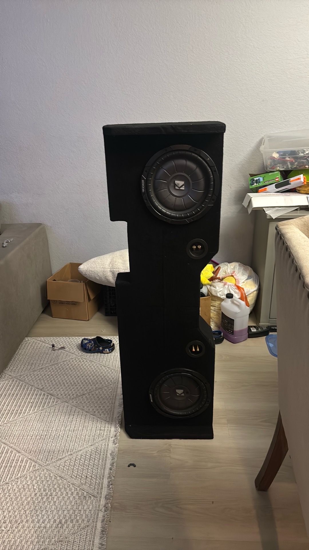 Sub box with subs