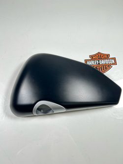 2014-2022 Harley Sportster XL1200 right side cover 57200092DH.OBO. SM9KNT0547