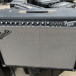 FENDER FRONTMAN 212