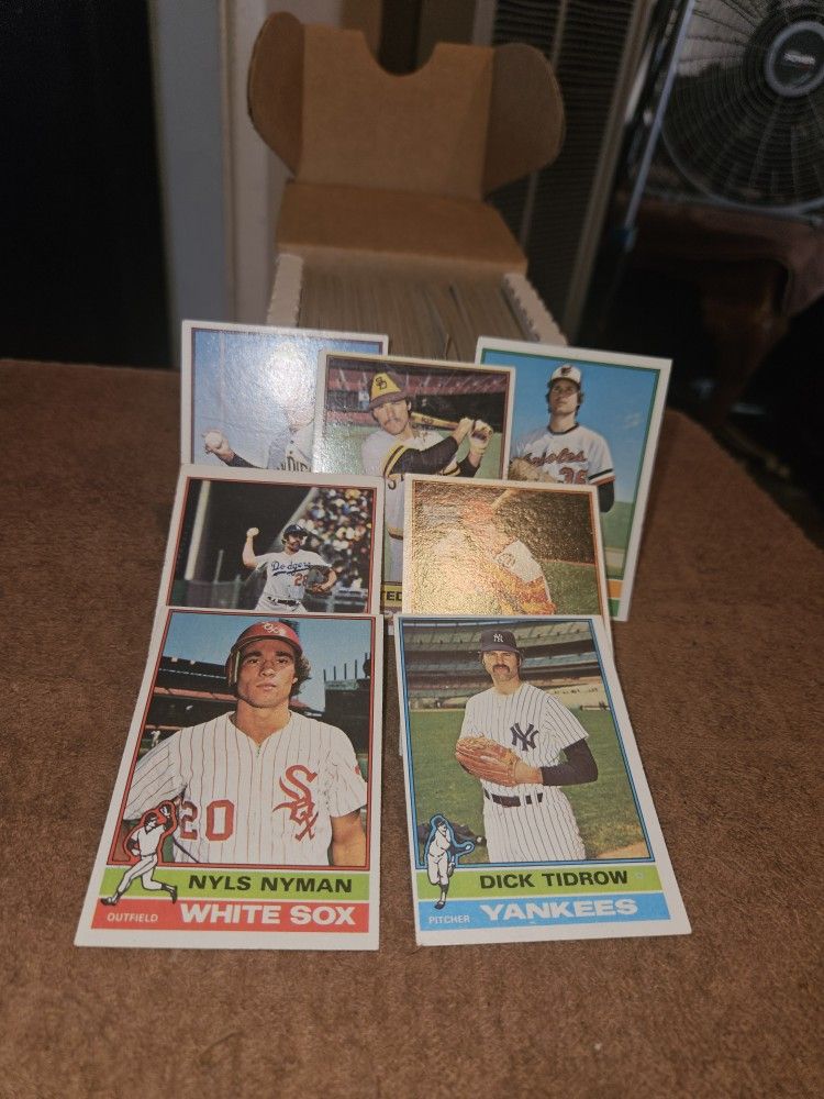 1976 TOPPS UNGRADED BASEBALL CARDS