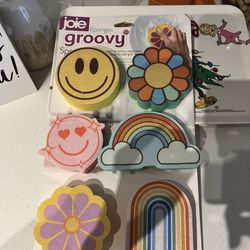 Brand New 6 Pack Of Cute Sponges. 