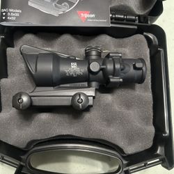 Trijicon ACOG 4x32 Dual Illumination Green Horseshoe / Dot