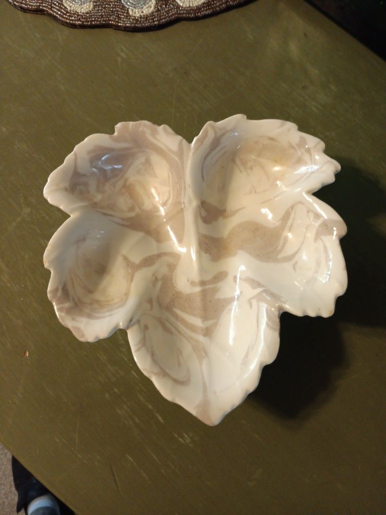 St. Helens Ashware Trinket Dish