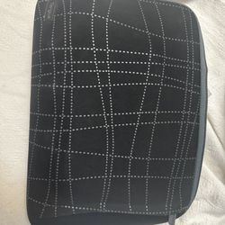 Targus Laptop Sleeve Pouch Bag With Storage Side Pocket