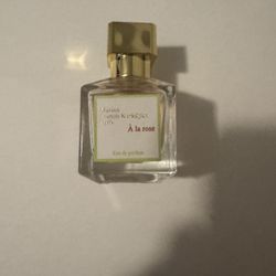 A La Rose Perfume