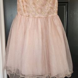 ☆☆☆ Girls Gold Glitter Dress  Size: 6