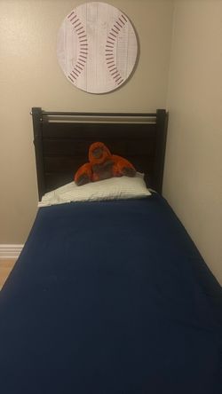 Twin bed with mattress