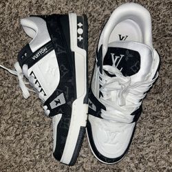 Louis Vuitton trainers 