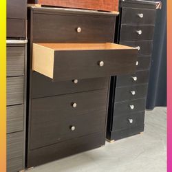 5 drawers dresser / Five drawers dresser