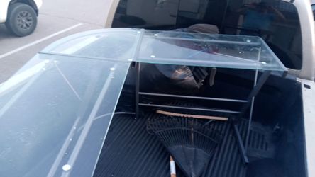 Glas table for computers