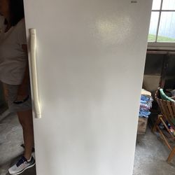 Kenmore Stand Up Freezer