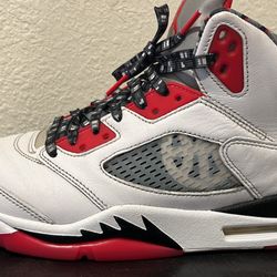 Jordan 5 Retro 
