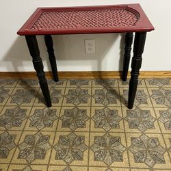 Red Hearts Accent Table 