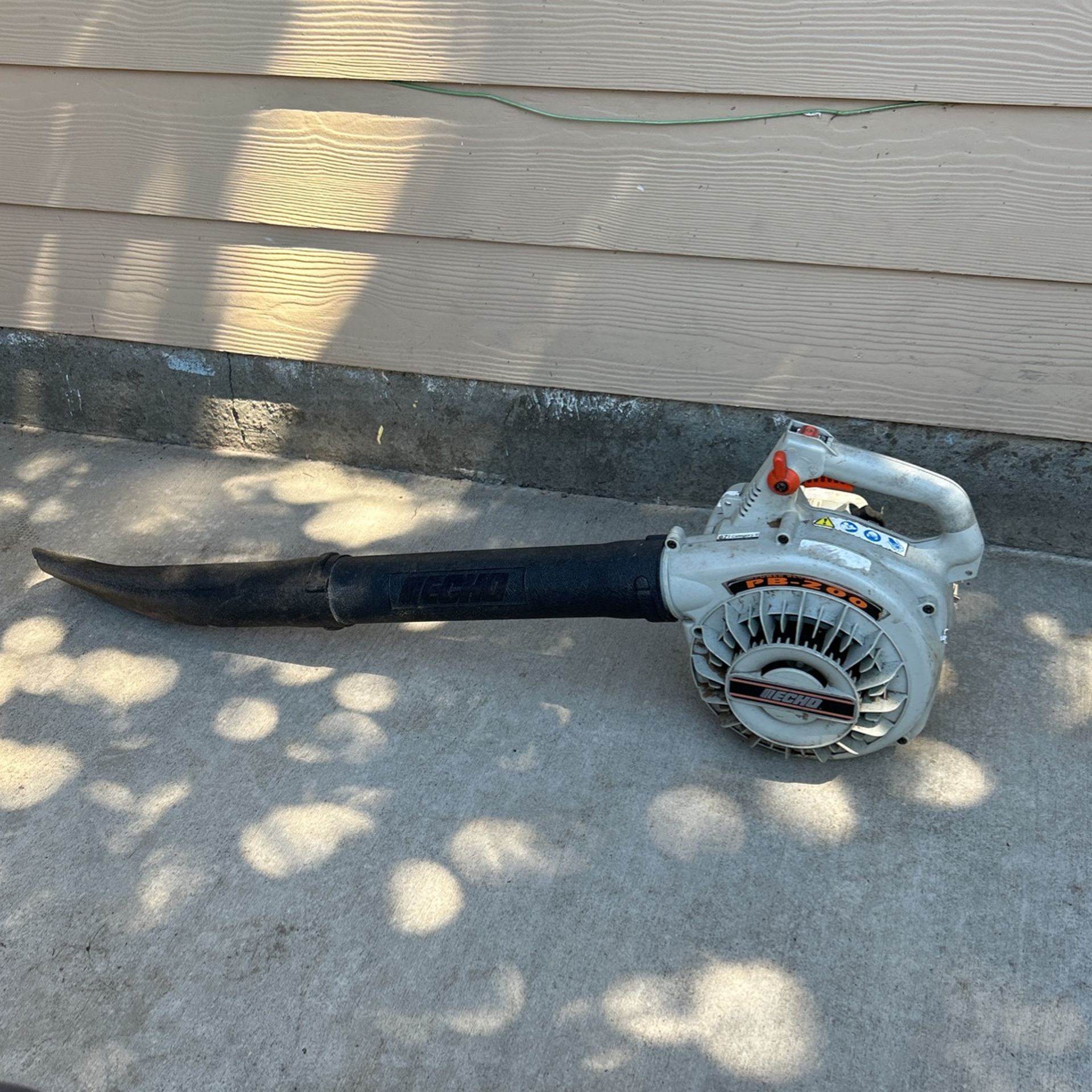 Echo Leaf Blower