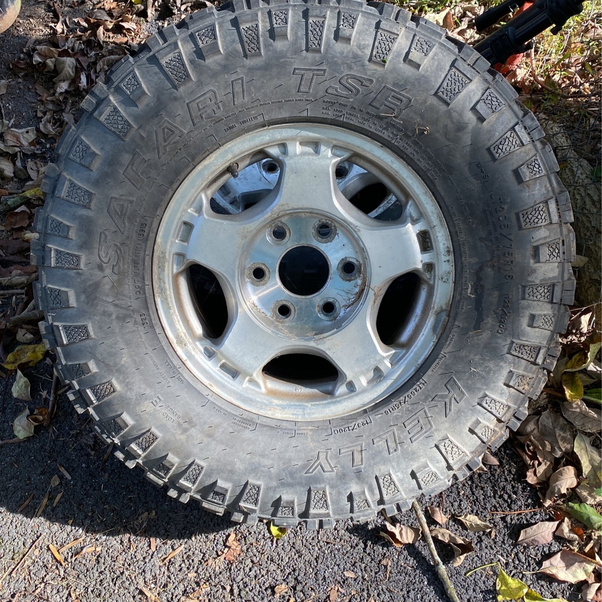Kelly Safari Tsr Tires Lt265/75r16