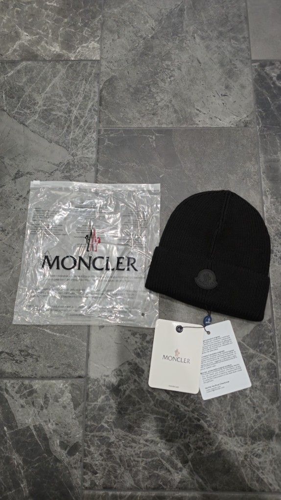 Black Logo Black Moncler Beanie Unisex