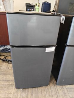 2.5 Cu.ft Compact Double Door Mini Fridge with Top Freezer, 7-Level Temperature Control for Dorm Bedroom Office