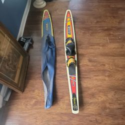 Connelly Water Ski 65'