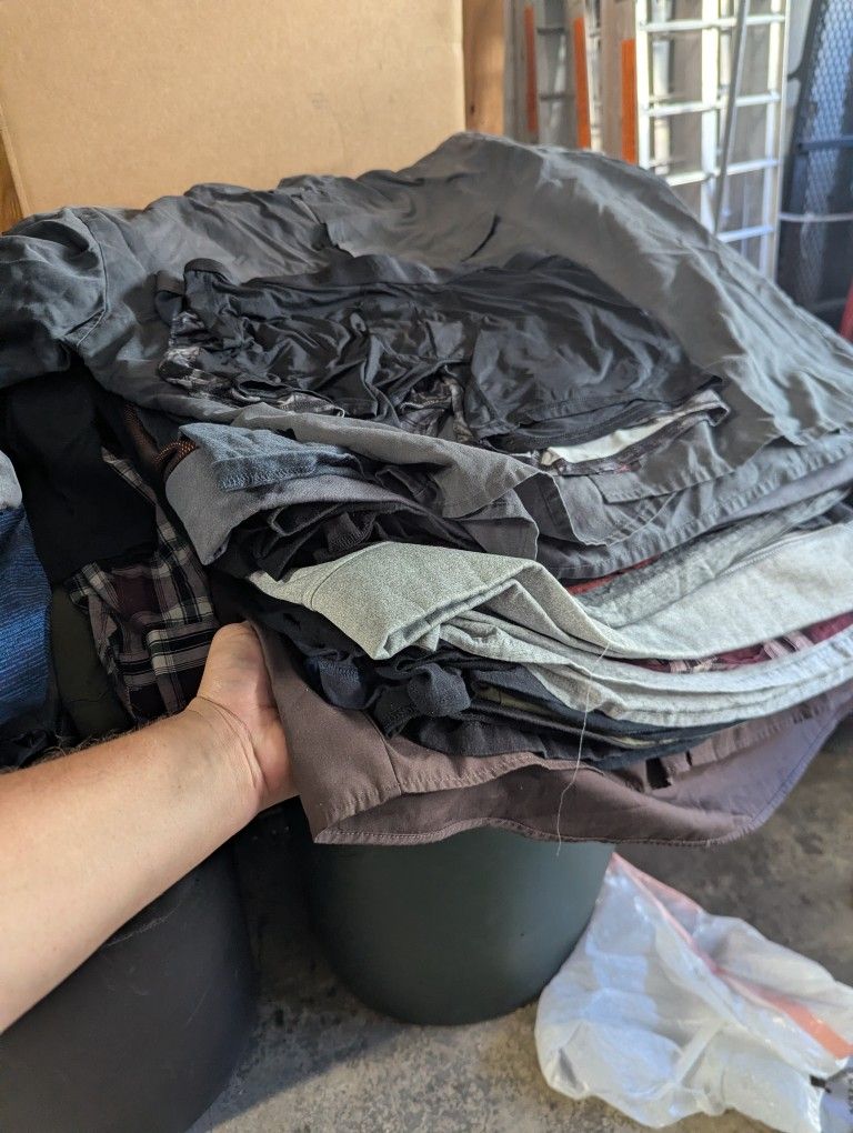 Lots Of  2xl Shirts  & Size 38x32 Jeans 