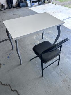 Desk N Chair 