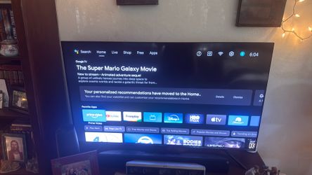 65 inch Hisense Tv (Smart TV)
